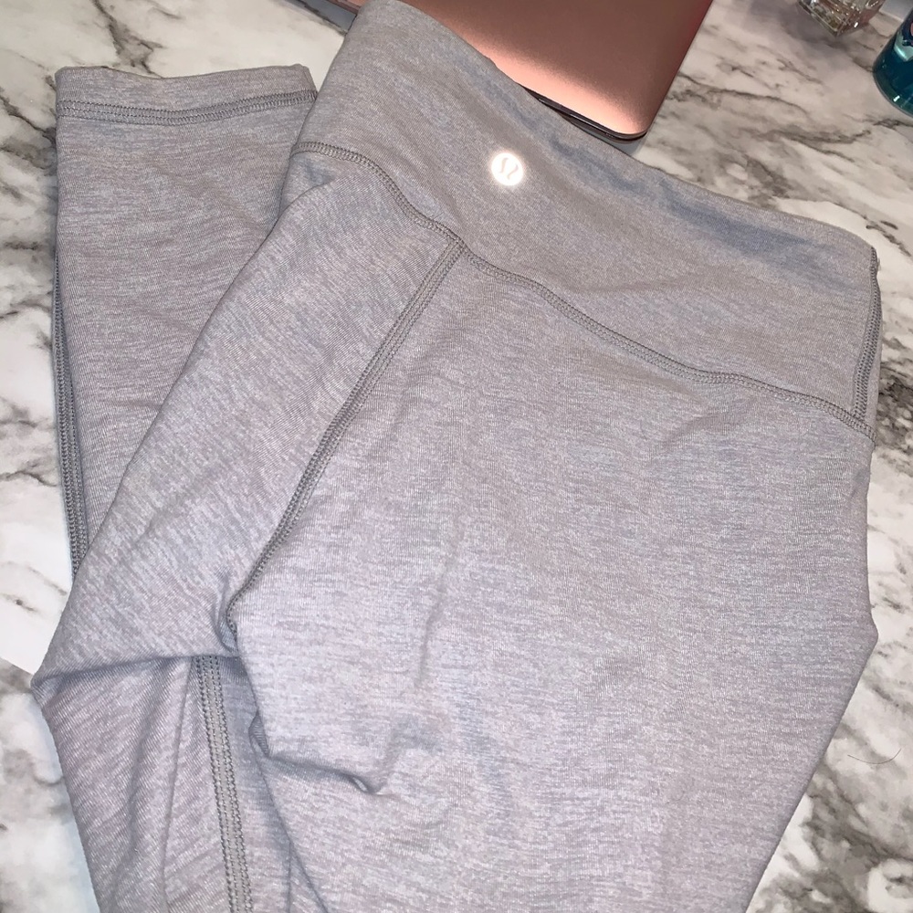 Lululemon leggings!